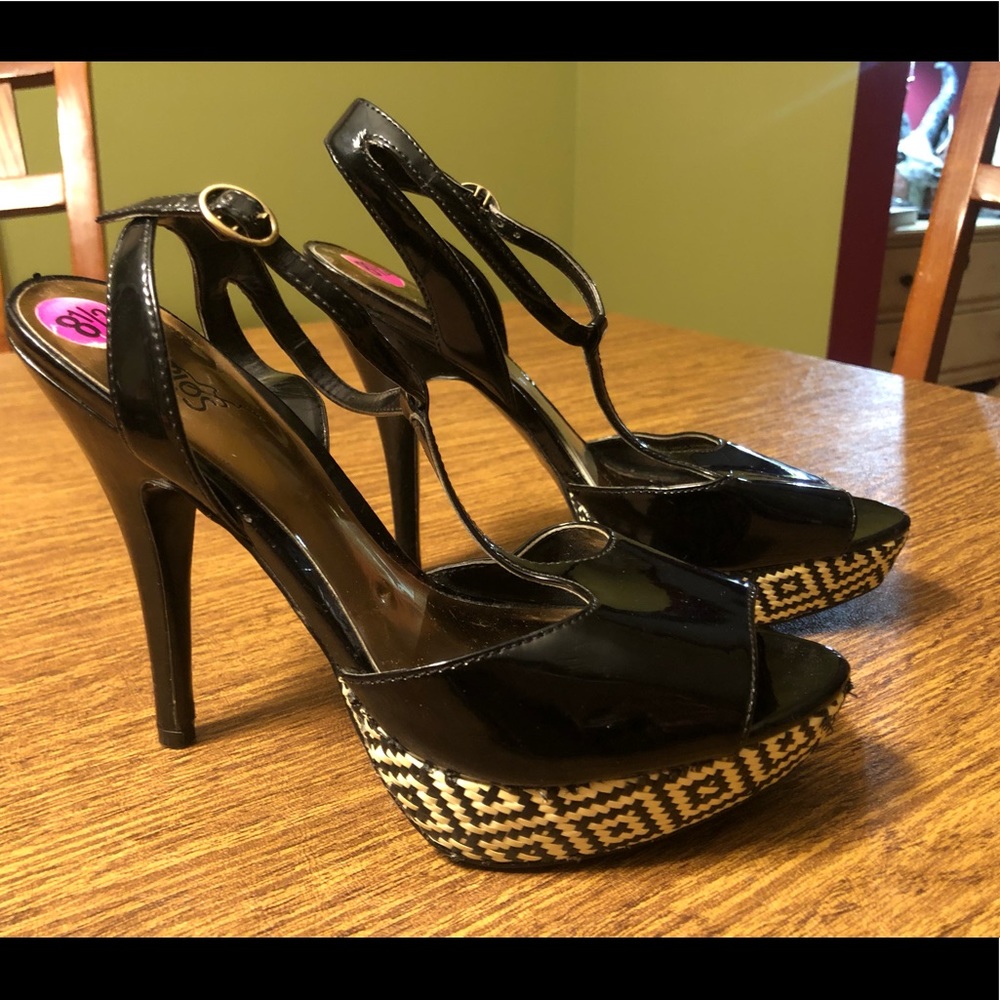 Carlos Santana Heels